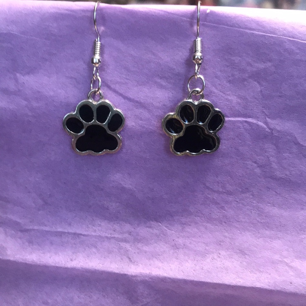 Paw print earrings - Picture 1 of 4